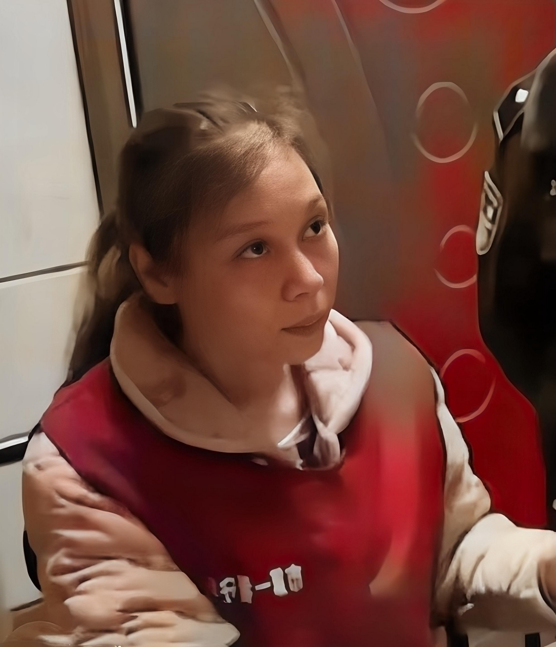 以下是2016年恶魔劳荣枝在一家健身房的一张照片