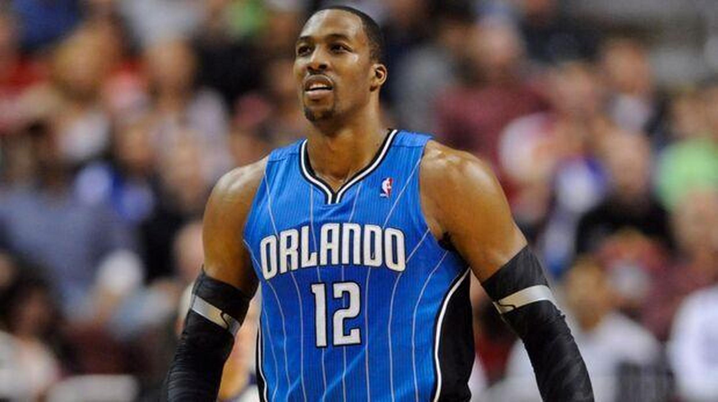 nba# 霍华德:从长沙到湖人,巨人的背后故事"  德怀特·霍华德,身高2.