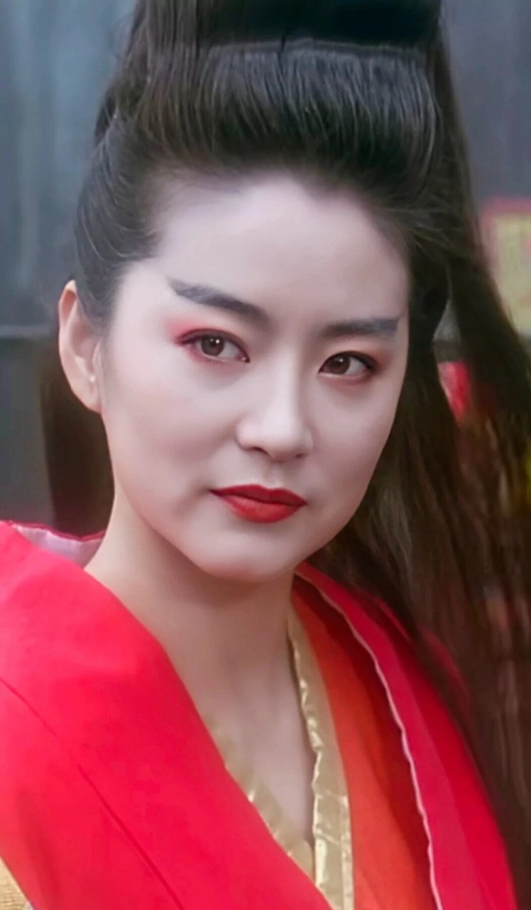 林青霞我心中唯一的东方不败  尽管关于东方不败这个角色存在一些争论