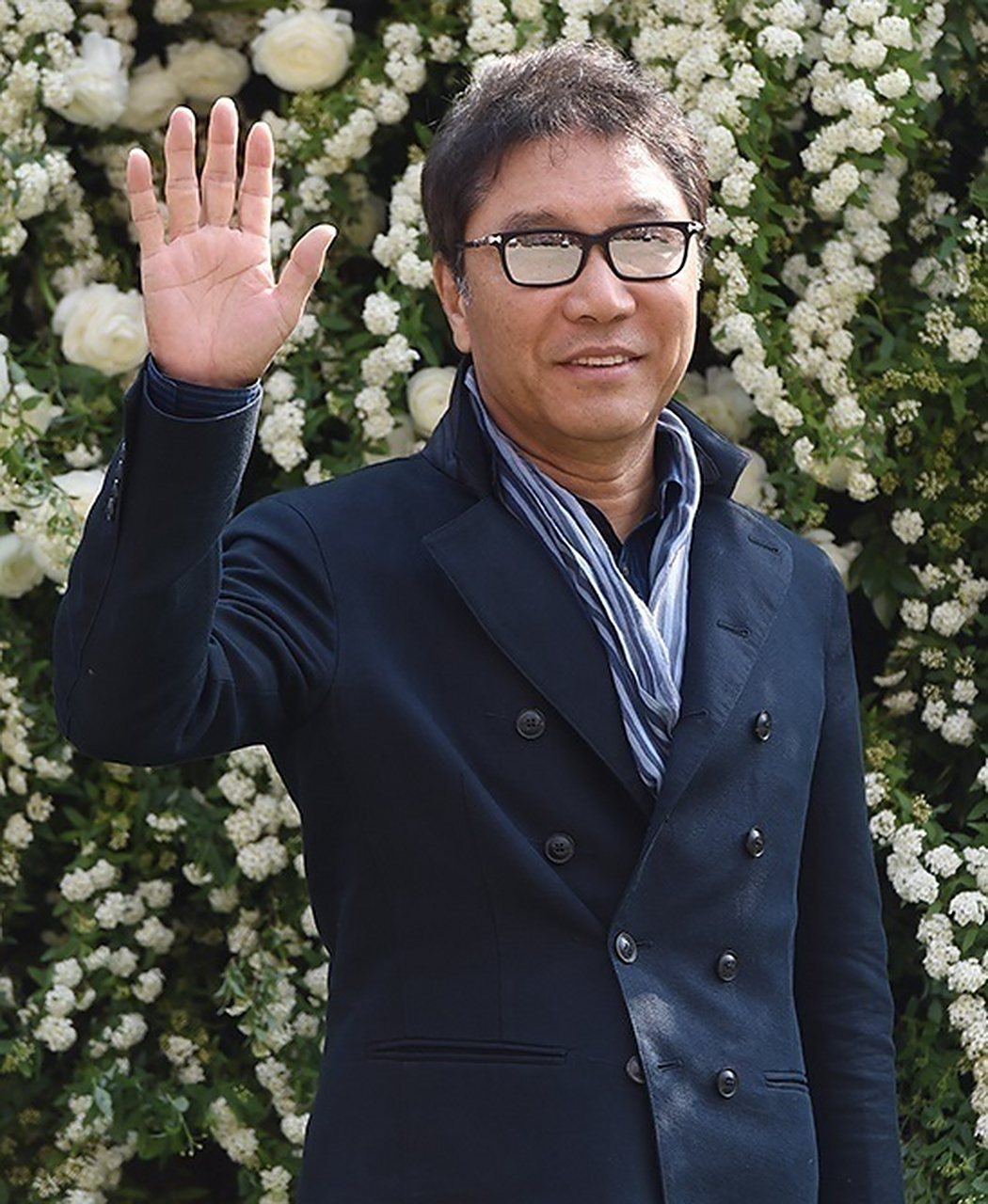 李秀满离开sm后在首尔市江南区设立了办公室,准备开始新的事业.