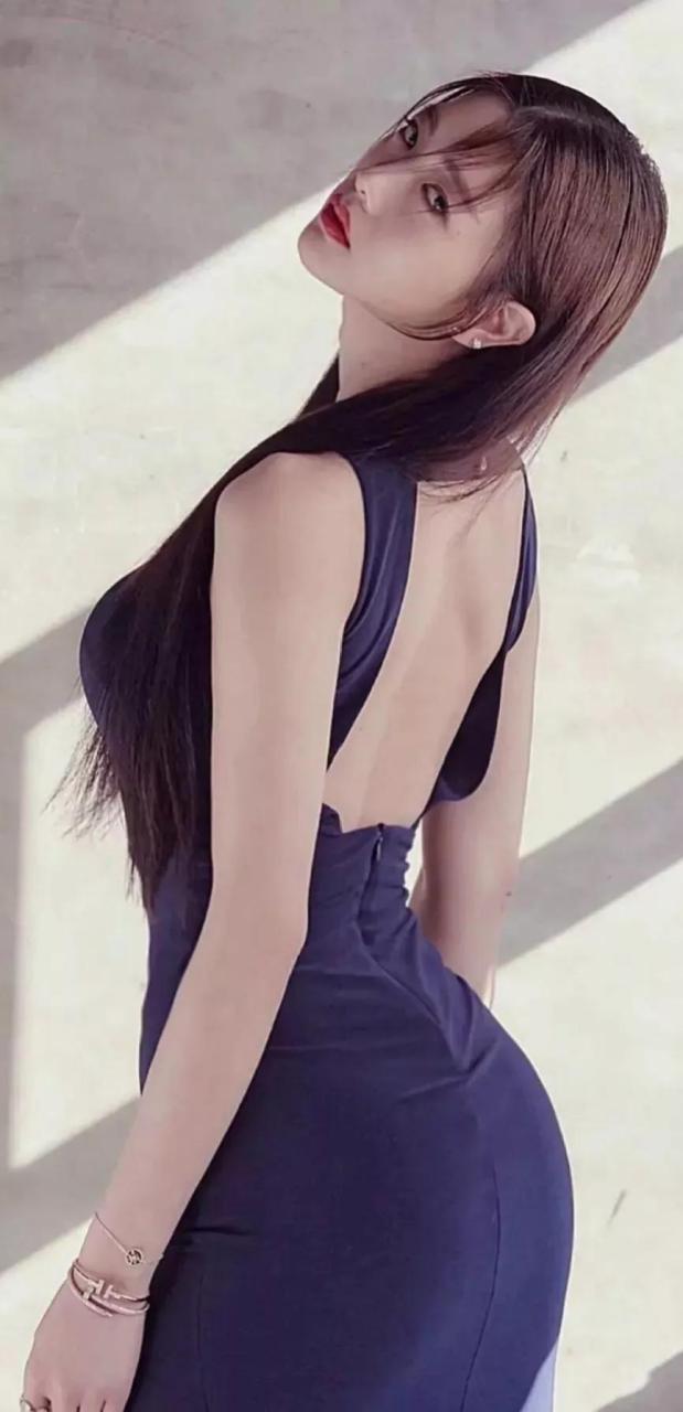 美女明星李成敏高清写真美照图,身姿曼妙,性感动人 美女明星李成敏