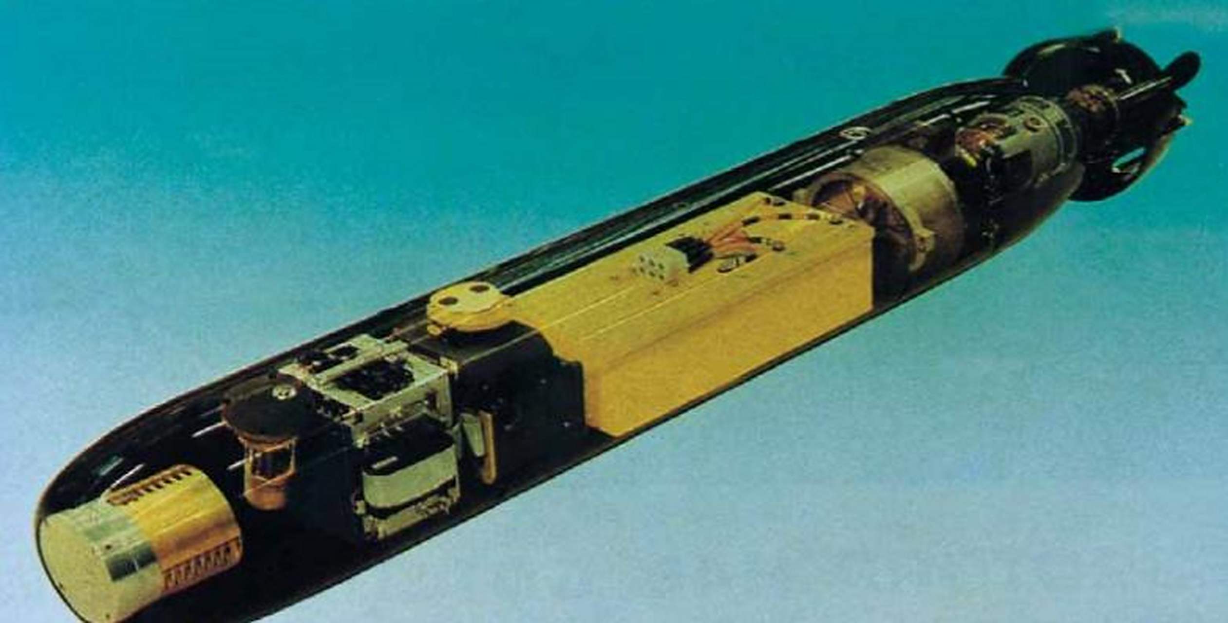 瑞典tp2000重型鱼雷,雷长5.70米/5.99米(带线团),直径0.