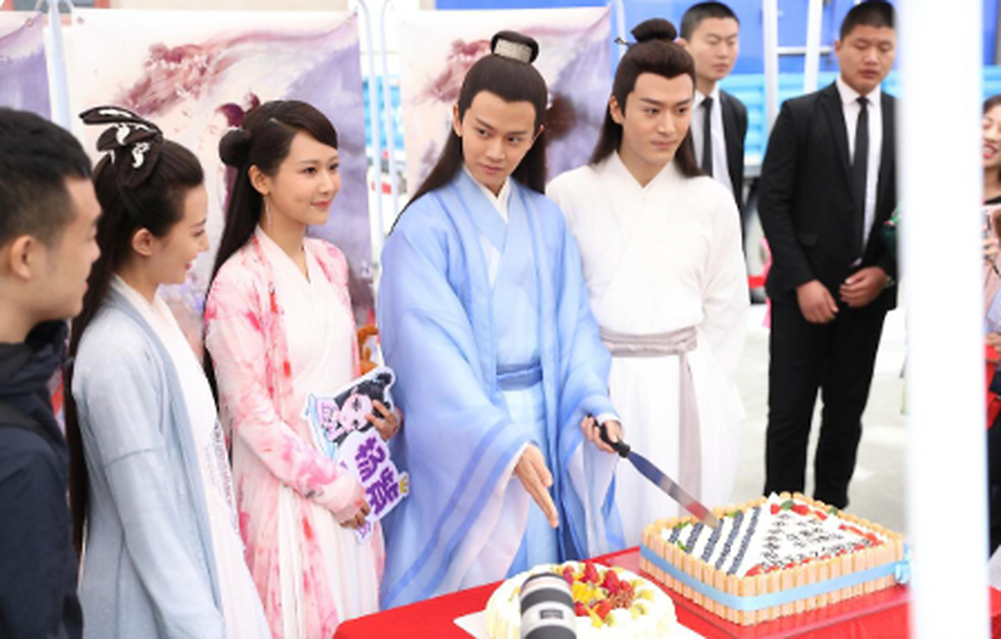 原来任嘉伦和杨紫合作过!看起来也挺有cp感的!感觉他俩都很"百搭"!