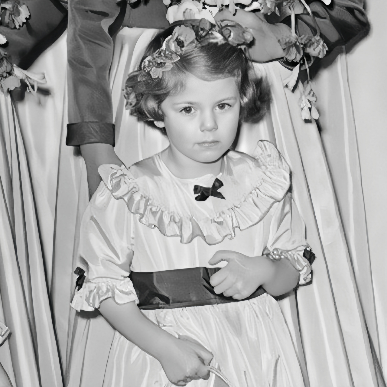 戴安娜回忆自己的童年时表示,我的父母从来不曾说过爱我,我们也不会