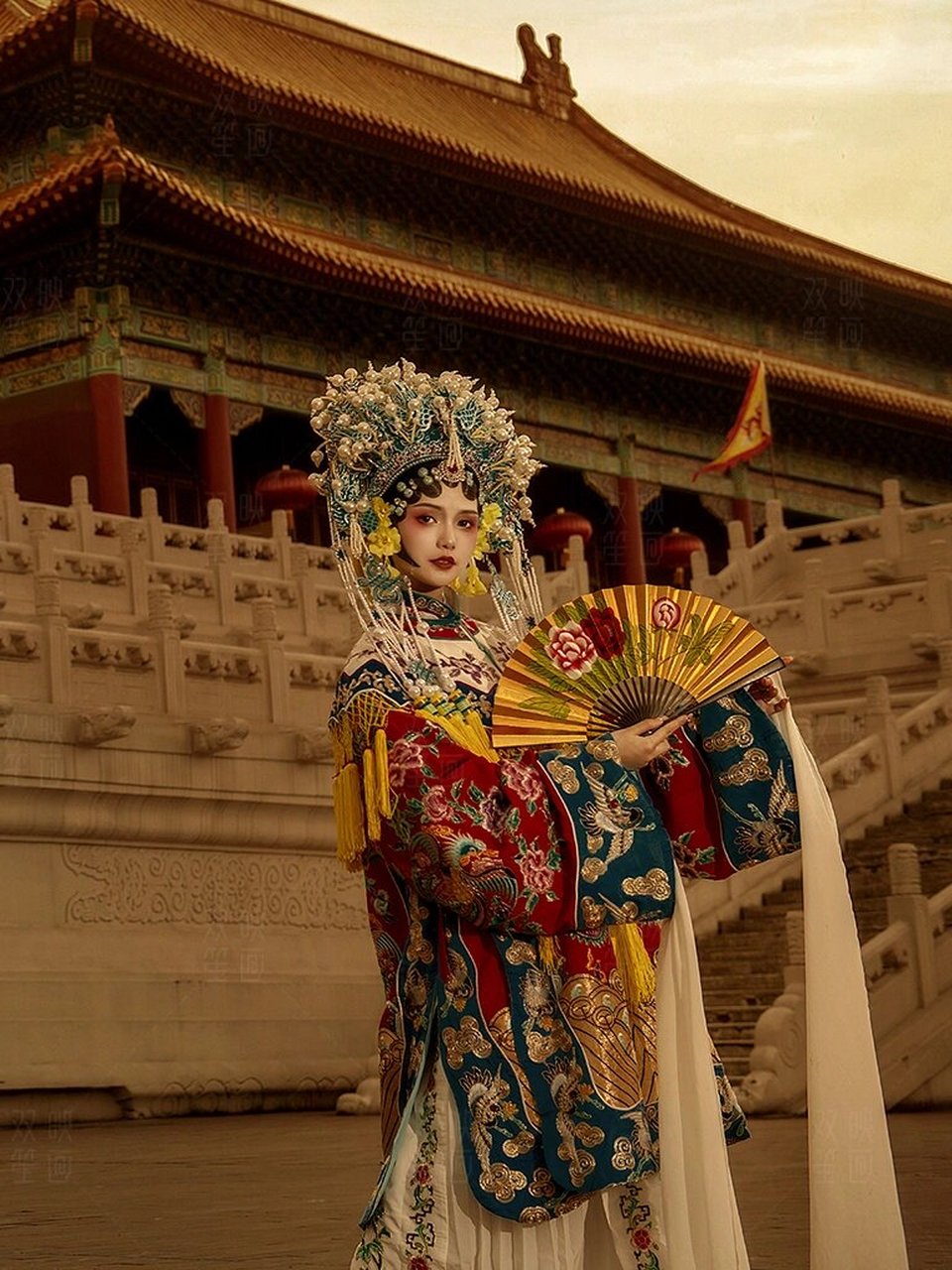 国粹的魅力  京剧作为中国的国粹,具有丰富的艺术价值和深厚的文化