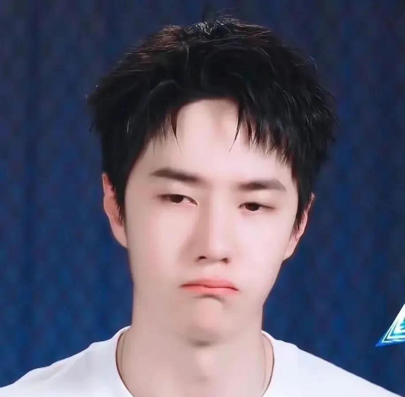 一些噘嘴的王一博合集1717,王一博不可爱谁可爱