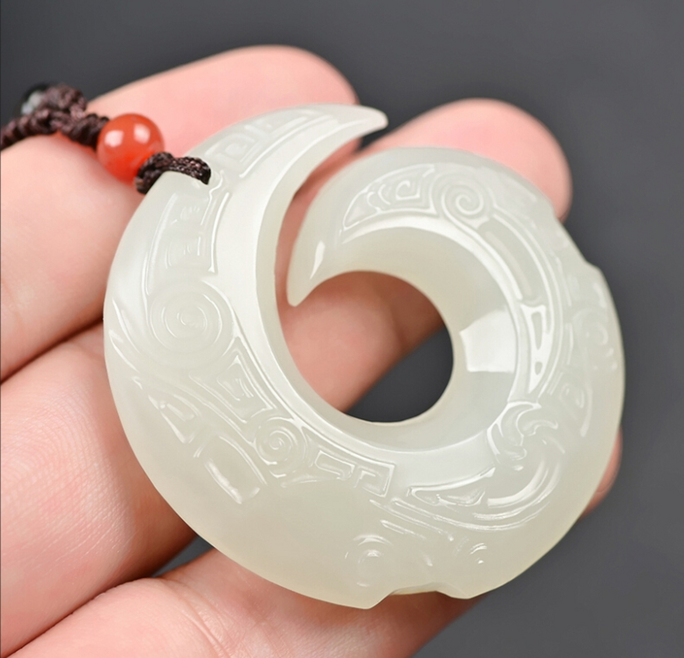 点击头像看直播##和田玉#广义的和田玉,符合透闪石与阳起石微晶胶合