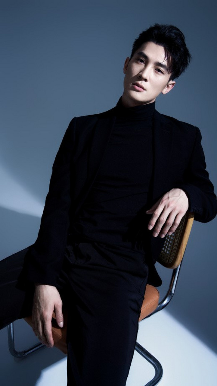 《声入人心》选手李向哲刚刚高调官宣恋情,前妻邱箫婵就发文指控其