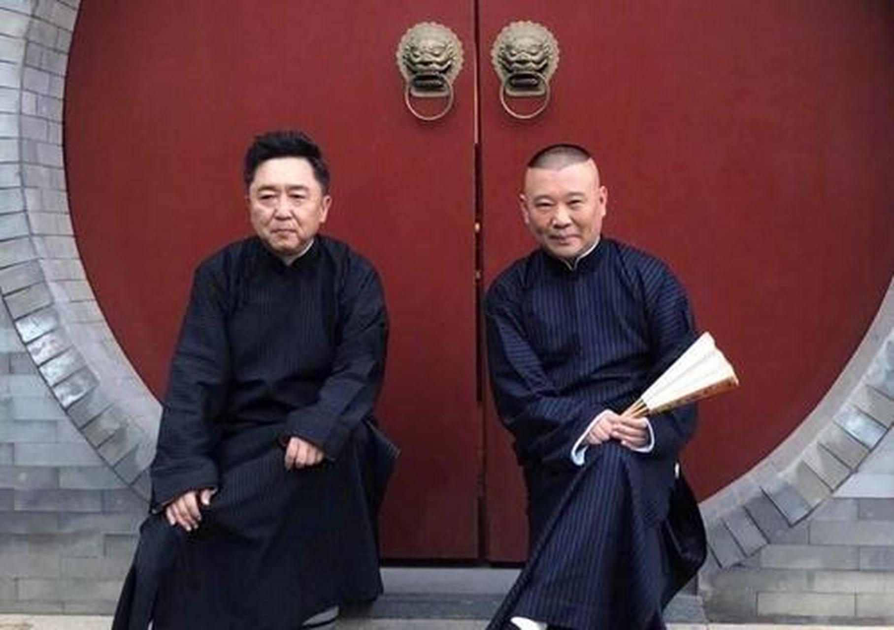 德云社逗哏和捧哏之间的收入,一般都是五五分成.