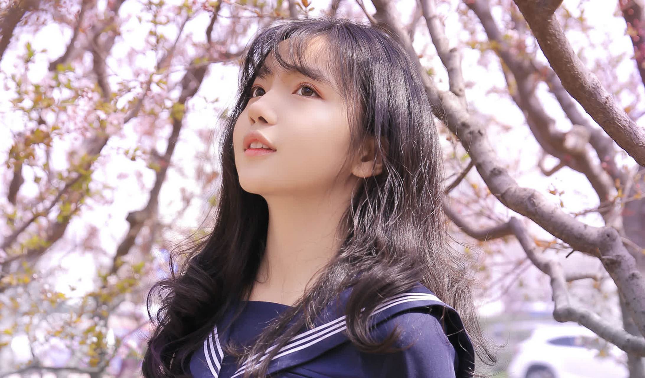 最美校园风~清纯可爱的十八岁学妹~[滑稽]愿您们一生健康快乐!