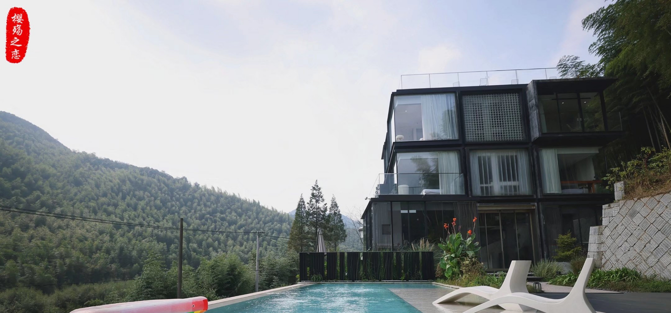 林栖谷隐属于浅境精品度假酒店的"子产品",实际上分为"林栖"和"谷隐"