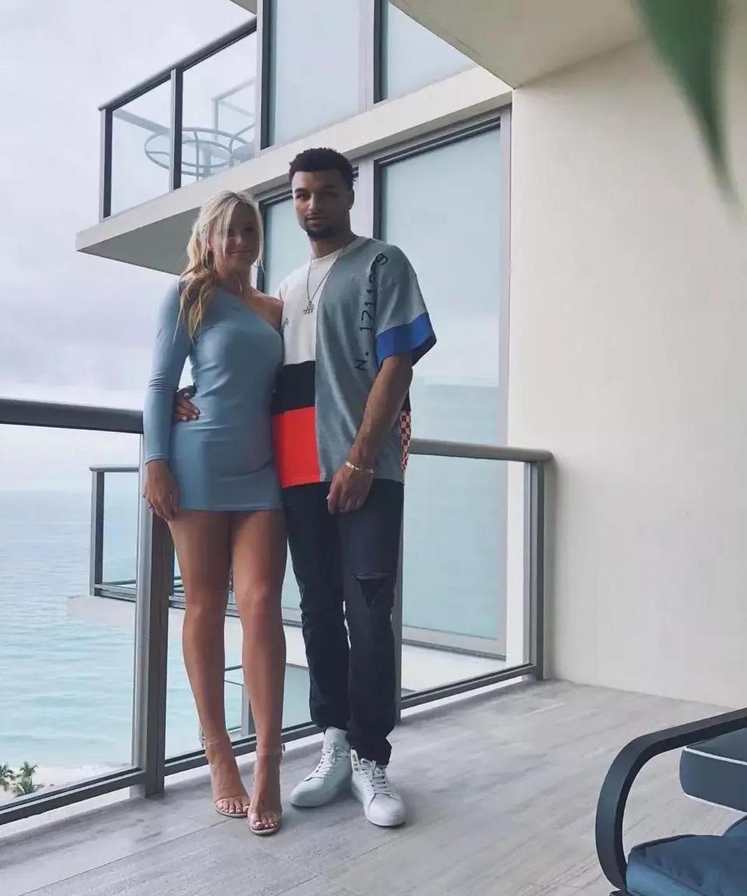 gif创作人# 口曼巴回来了!