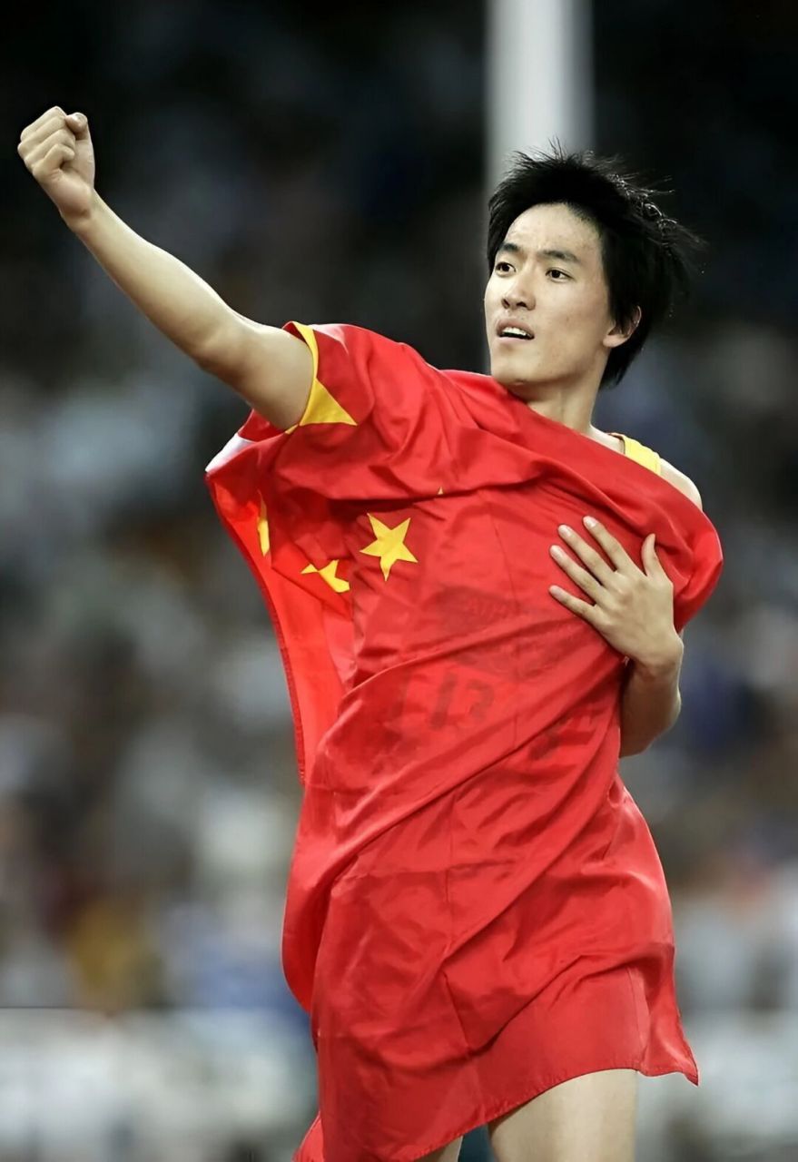 姚明 2.刘翔 3.李娜 4.林丹 5.郎平 6.孙杨 7.苏炳添 8.邹市明 9.