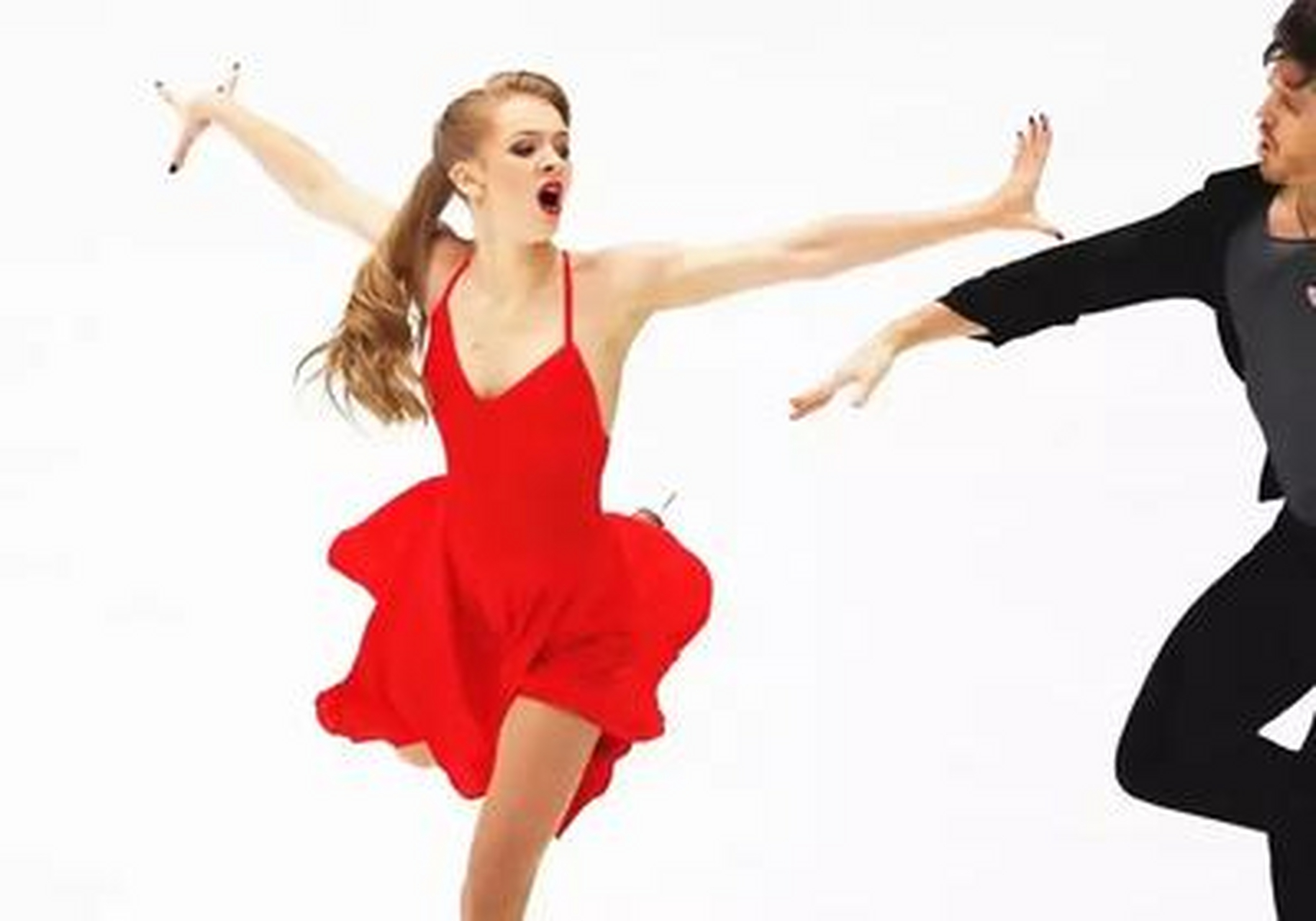 亚历山德拉-斯特帕诺娃(alexandra stepanova)是俄罗斯的"冰上公主"