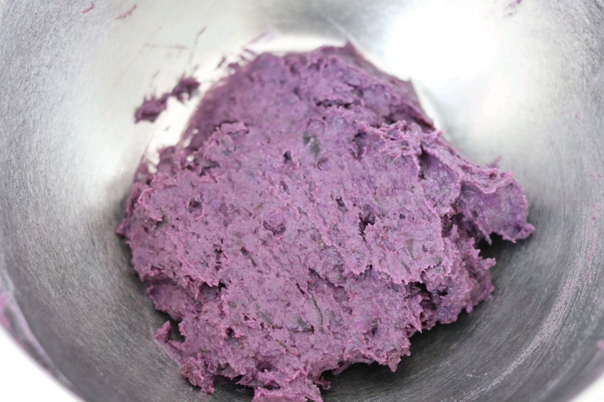 紫薯松糕,香甜可口,松软美味的传统糕点,做法很简单 香甜可口,松软