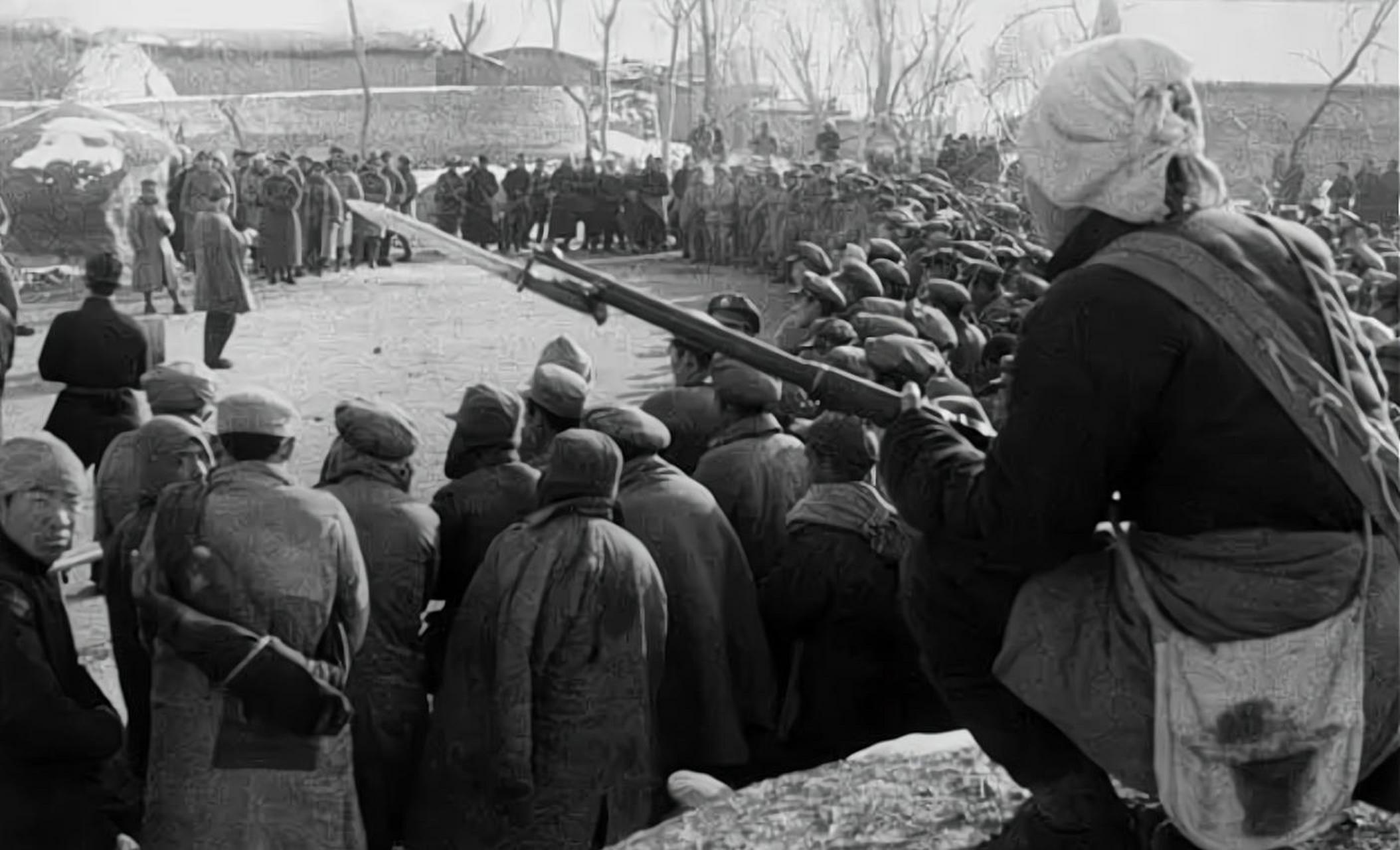 1939年10月,1支顽军部队假扮八路军,通过抗日根据地向日占区贩卖烟土.