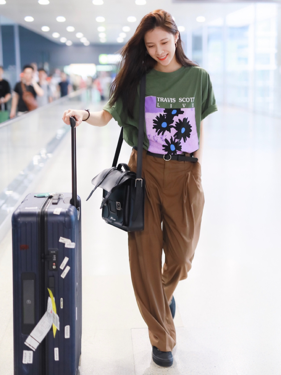 宋妍霏私服 夏日男友风穿搭指南了解一下 cc宋妍霏今日份机场私服穿搭