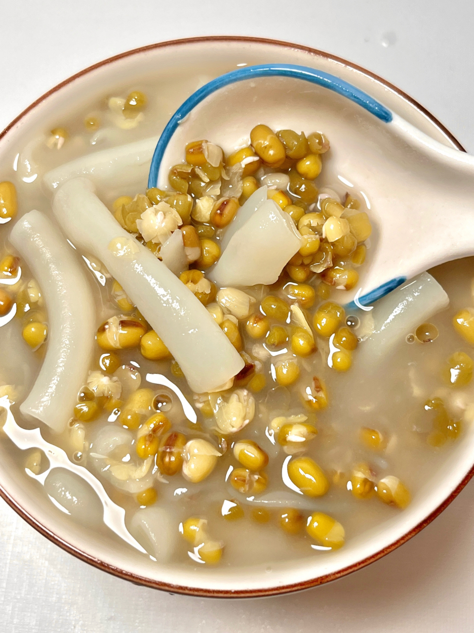 想告诉全世界这个绿豆通心粉糖水巨巨巨好喝! 绿豆真的是夏天标配!