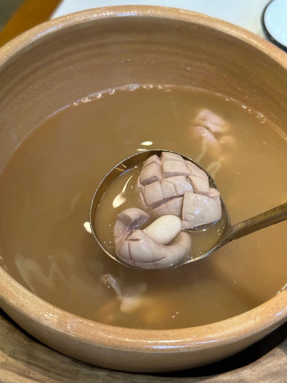 我以为鸡子是鸡肾呢,原来是蛋蛋,吃了两个,被爆浆的口感惊到……#美食