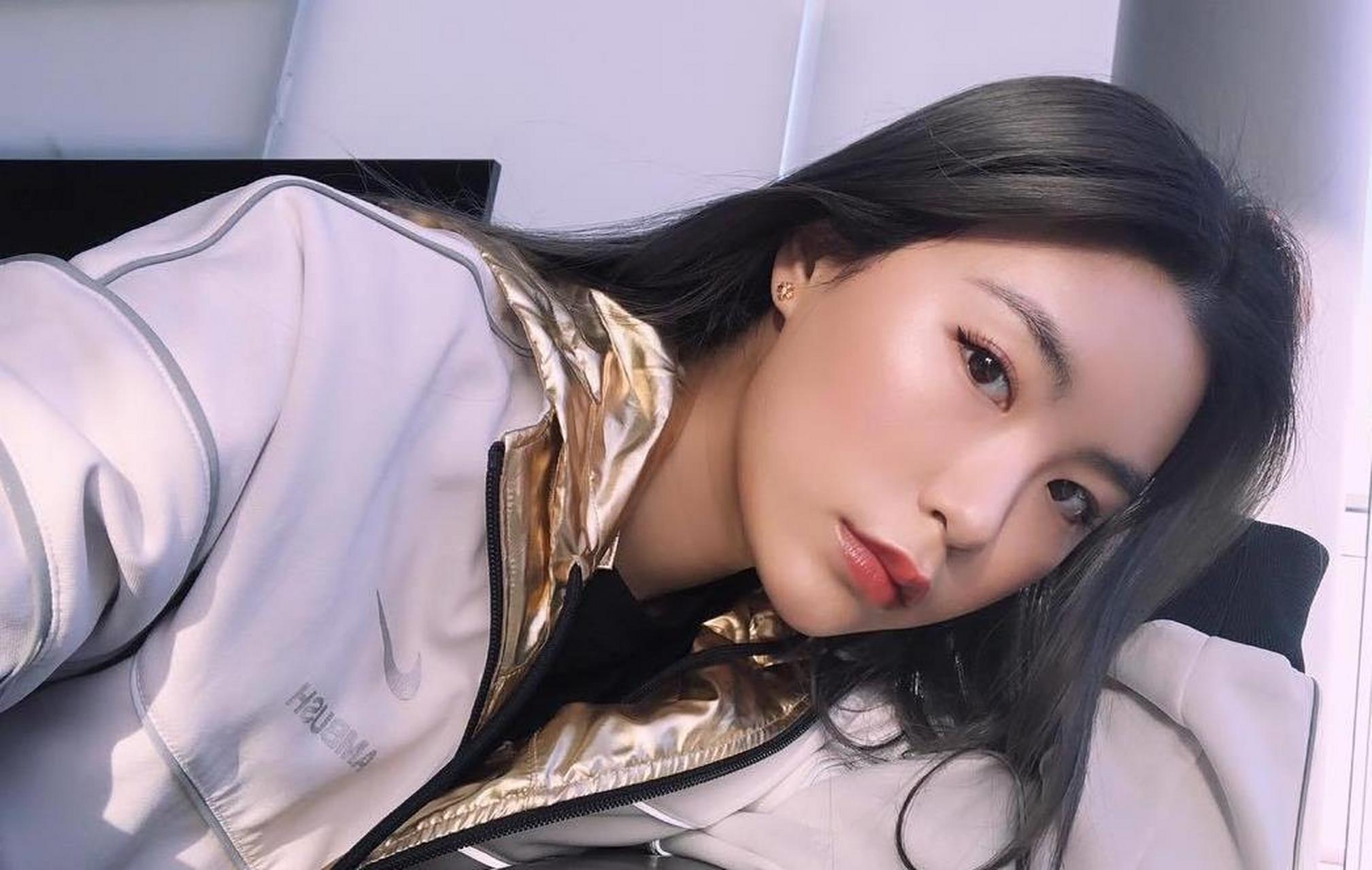 的最新报道,已故台湾省艺人高以翔曾经交往4年的女友苏湘涵(bella),以