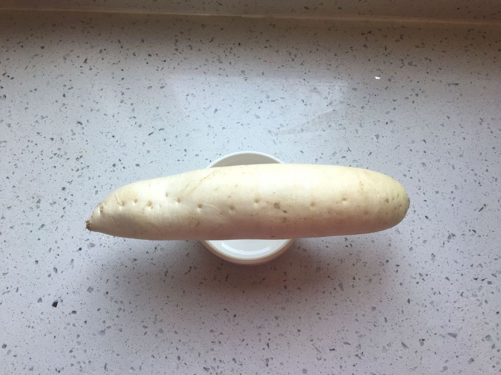 泡椒酸辣白萝卜 萝卜被称为"自然消化剂"根茎部分含有淀粉酶及各种