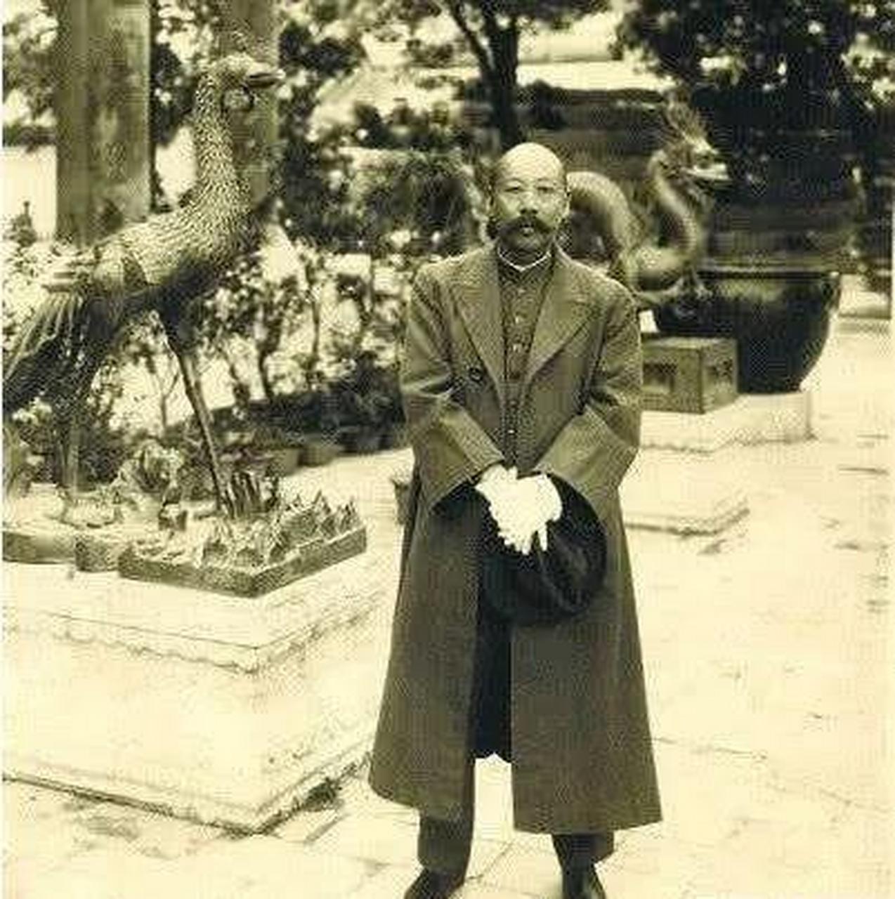 民国大总统曹锟48岁娶了19岁姑娘 曹锟共有4个夫人,最后一位夫人叫