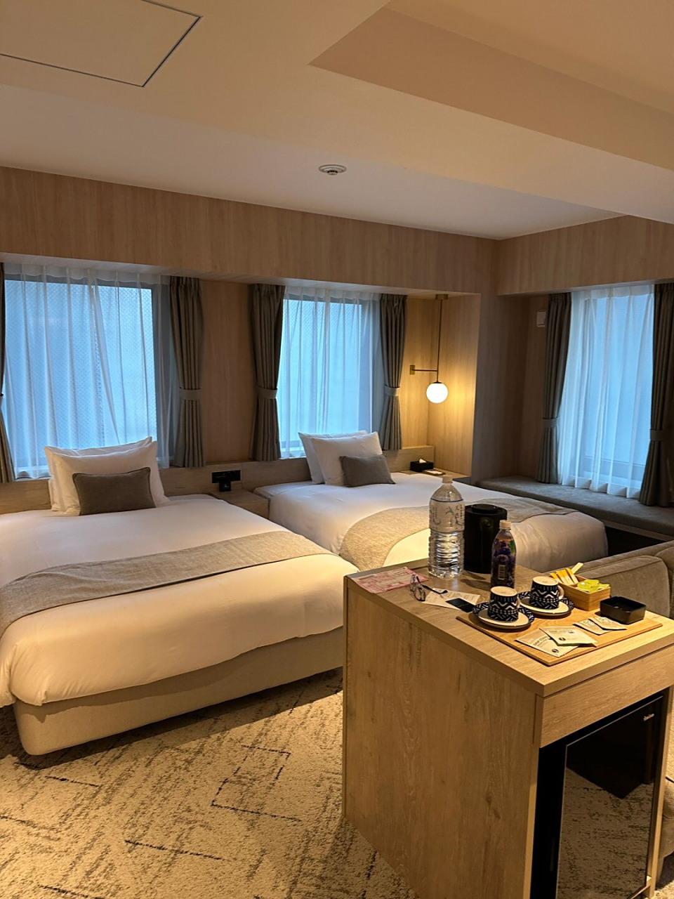 在日本住酒店最怕房间太小 行李箱都几乎打不开的情况都有试过 这家