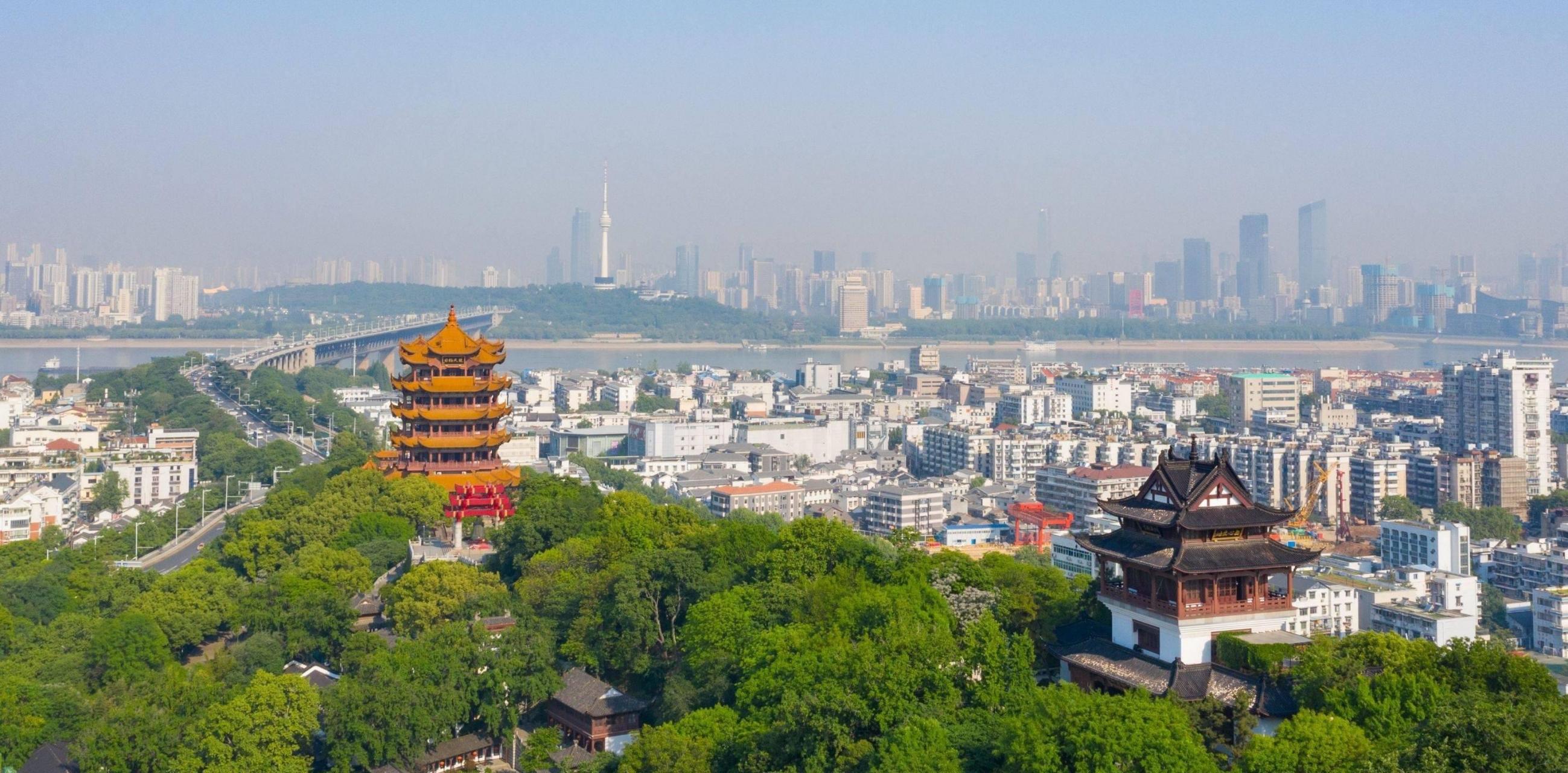 湖北省的教育资源及其的丰富,省内有全国知名的武汉大学,华中科技大学