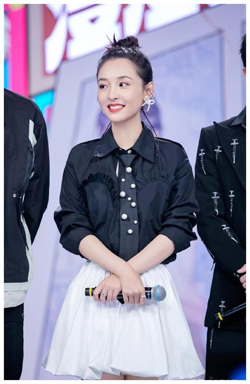 吴倩快乐大本营剧照合集