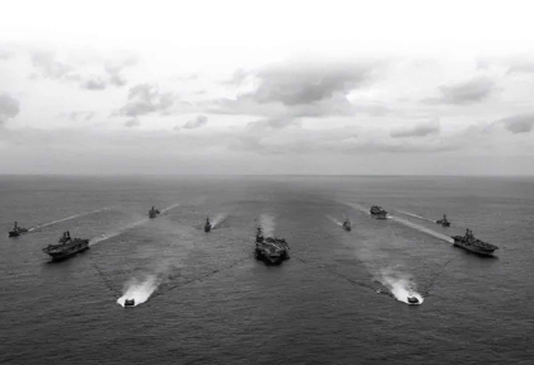 台海爆发战争,钓鱼岛南海中印将起战火,中国将四线作战 美国在第一