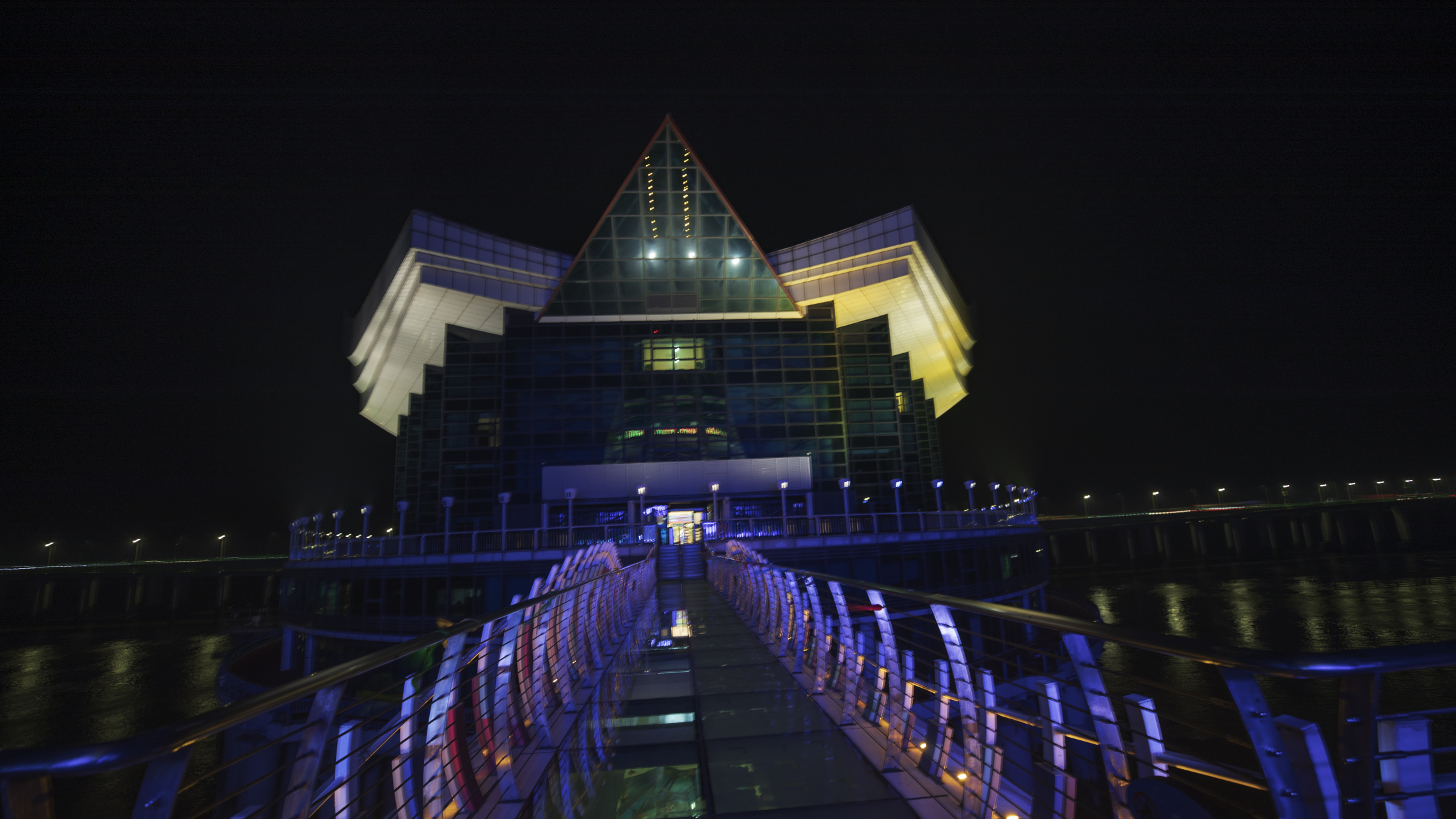 杭州湾跨海大桥,海天一洲,夜景!