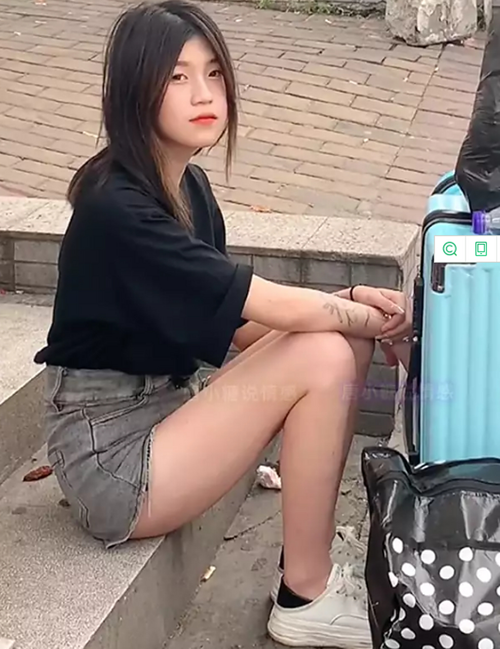 广东:女子进厂打工被拒,手臂有文身被嫌弃,人事:不招精神小妹