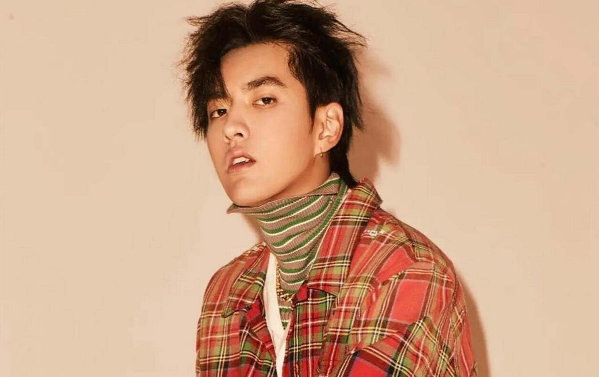 【吴亦凡强奸聚众淫乱案二审开庭 择期宣判】7月25日,北京市第三中级