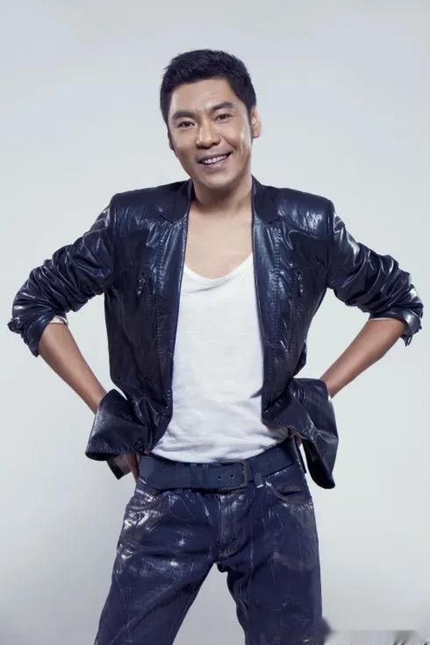 歌手屠洪刚有个"商人梦",但多次创业都亏的血本无归,经历过大起大落后