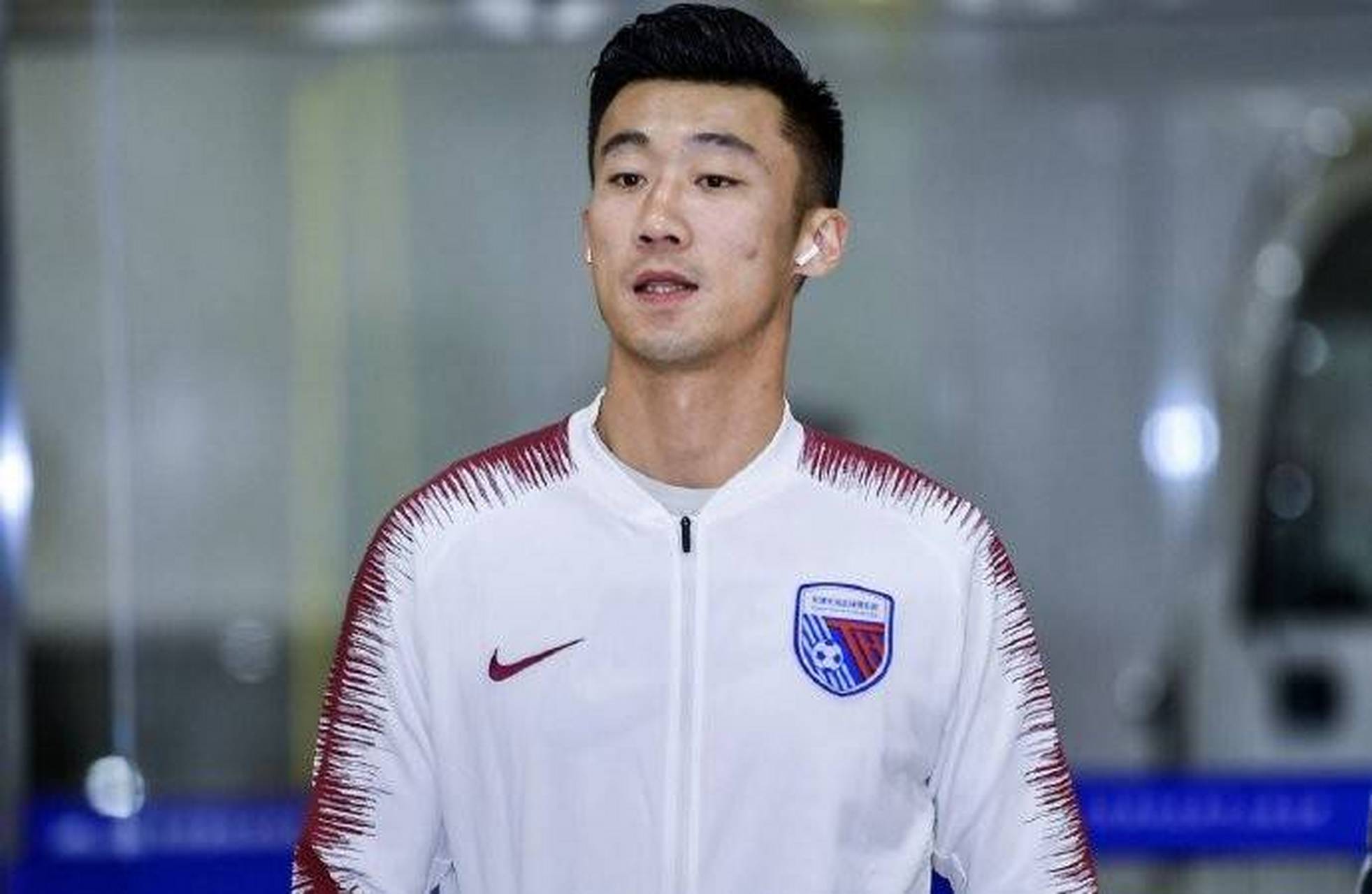 张鹭加盟深圳佳兆业# 最近一周,以递补身份重新返回中超的深圳佳兆业