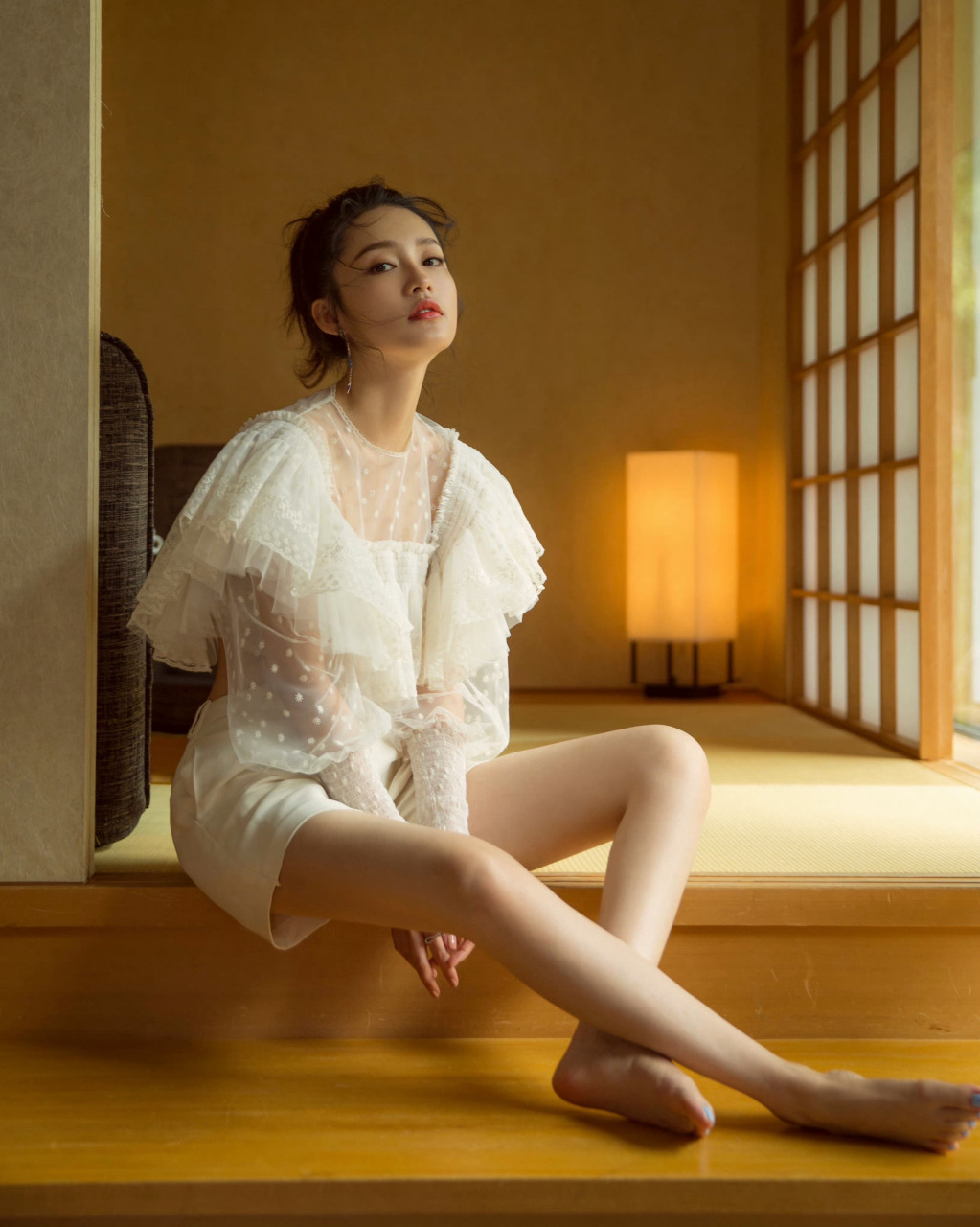 李沁 裸足