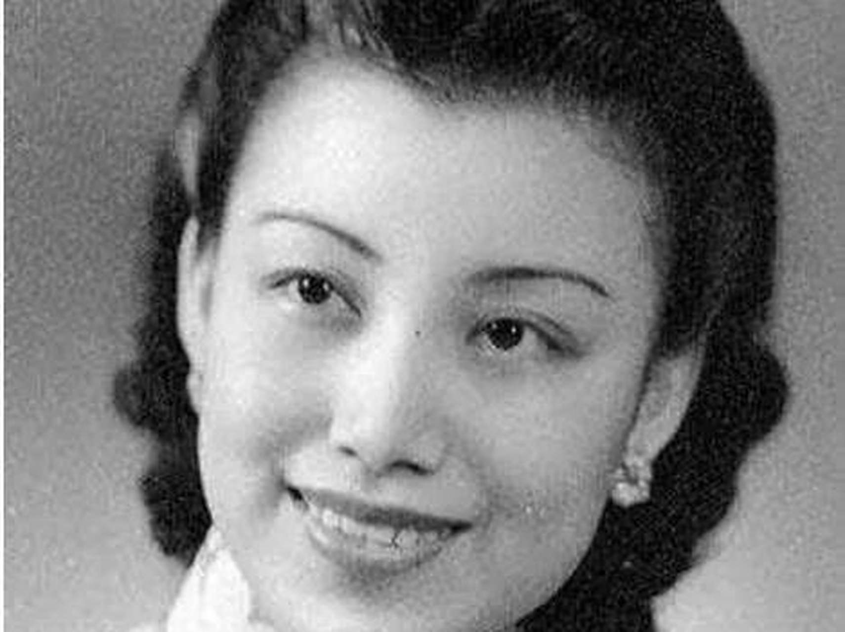 孔令仪反抗父母为她安排的婚事,却和在舞会上认识的陈纪恩结婚,其母宋