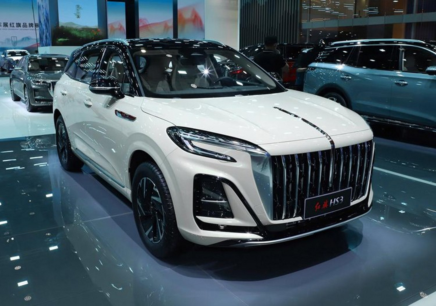 红旗hs3正式开启预售,该车将于7月中旬上市.