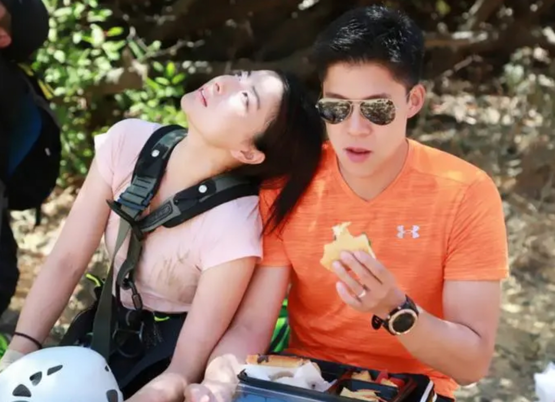 11月8日,霍启刚在ins高调发文,让大家看到了真正的豪门夫妻,是如何