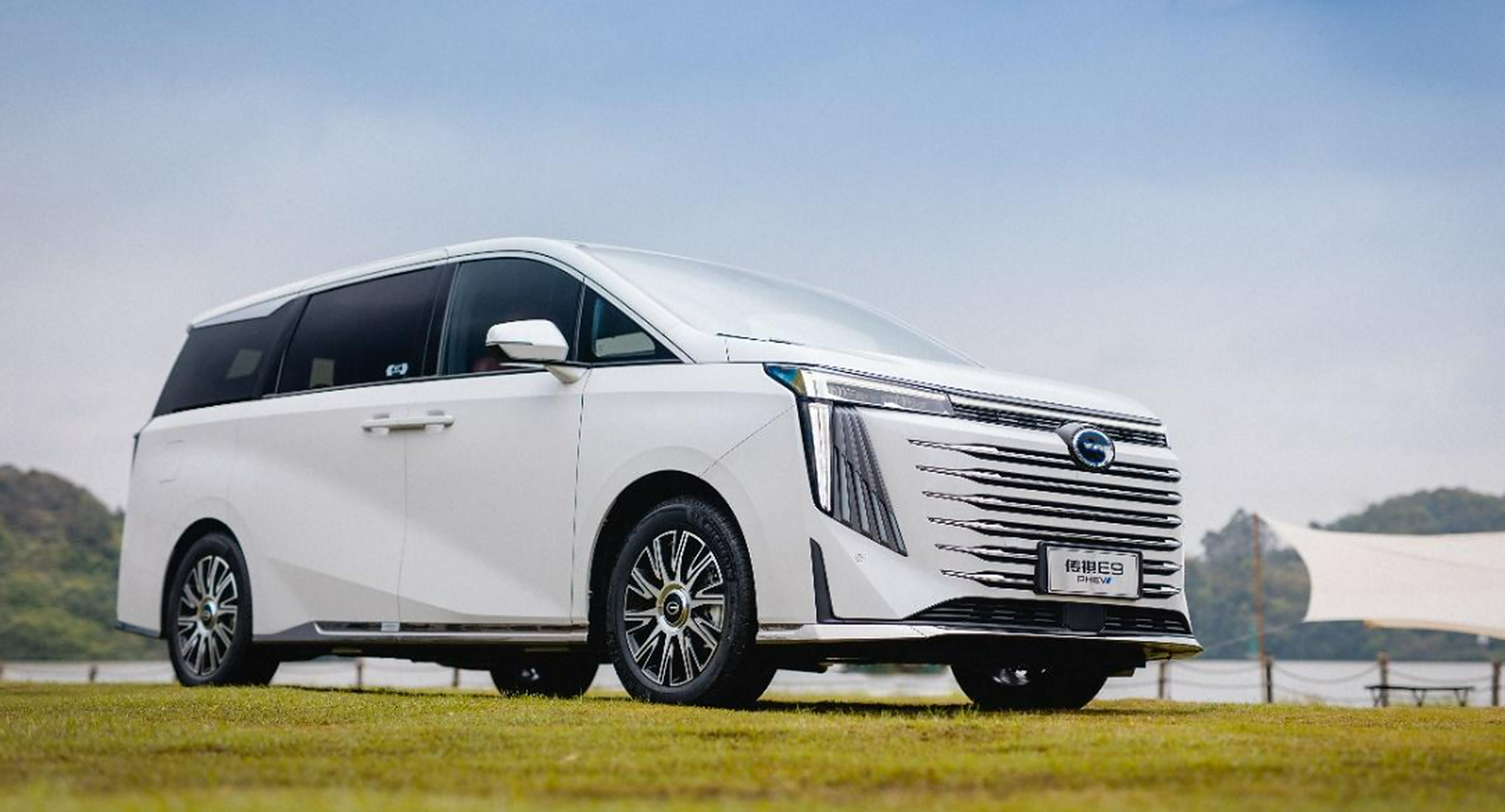 据悉,e9作为广汽传祺的全新旗舰mpv产品,在核心动力技术方面搭载了多