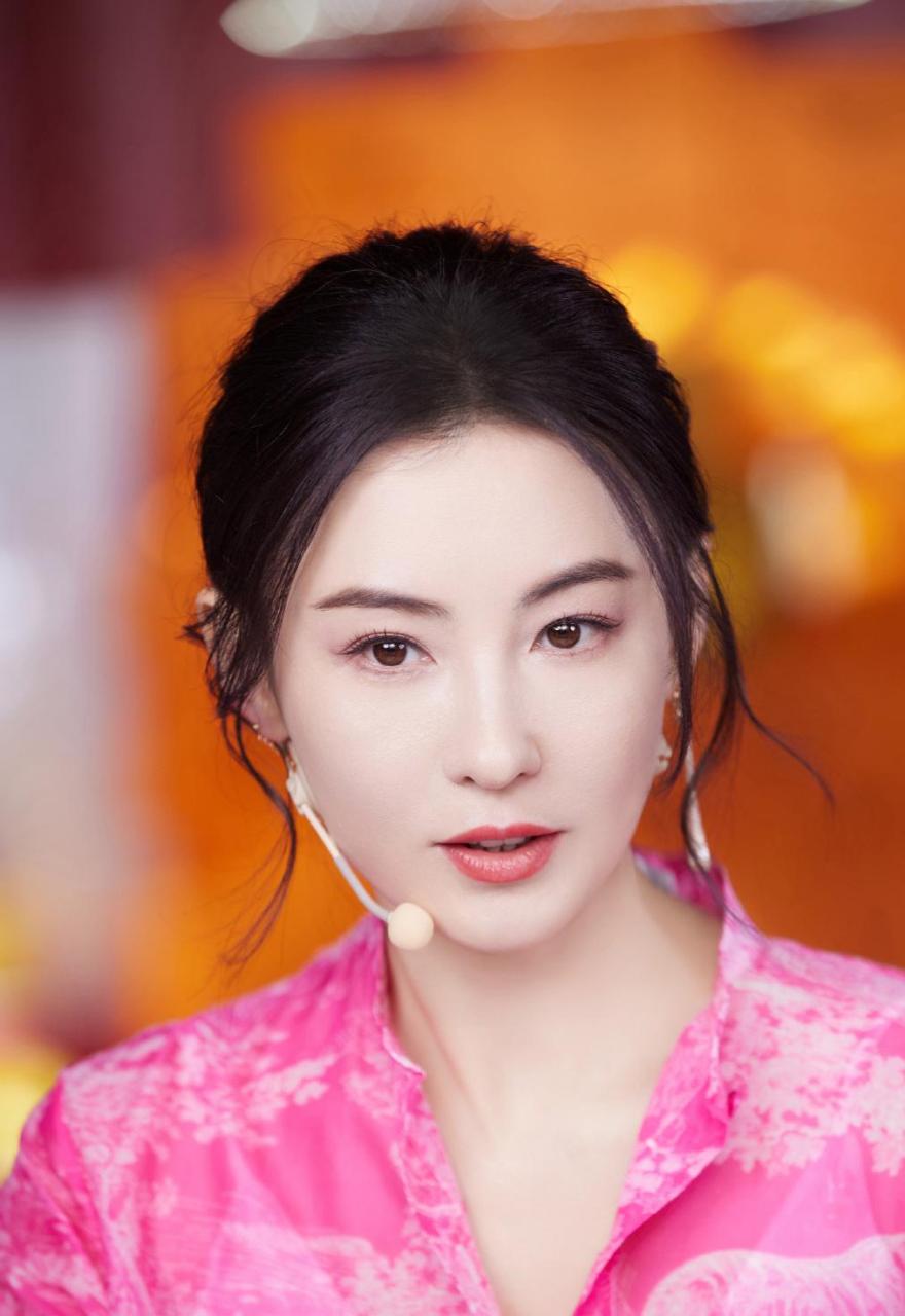 张柏芝可以靠脸吃得放心! 她不说直播,还有人为她的美貌买单!