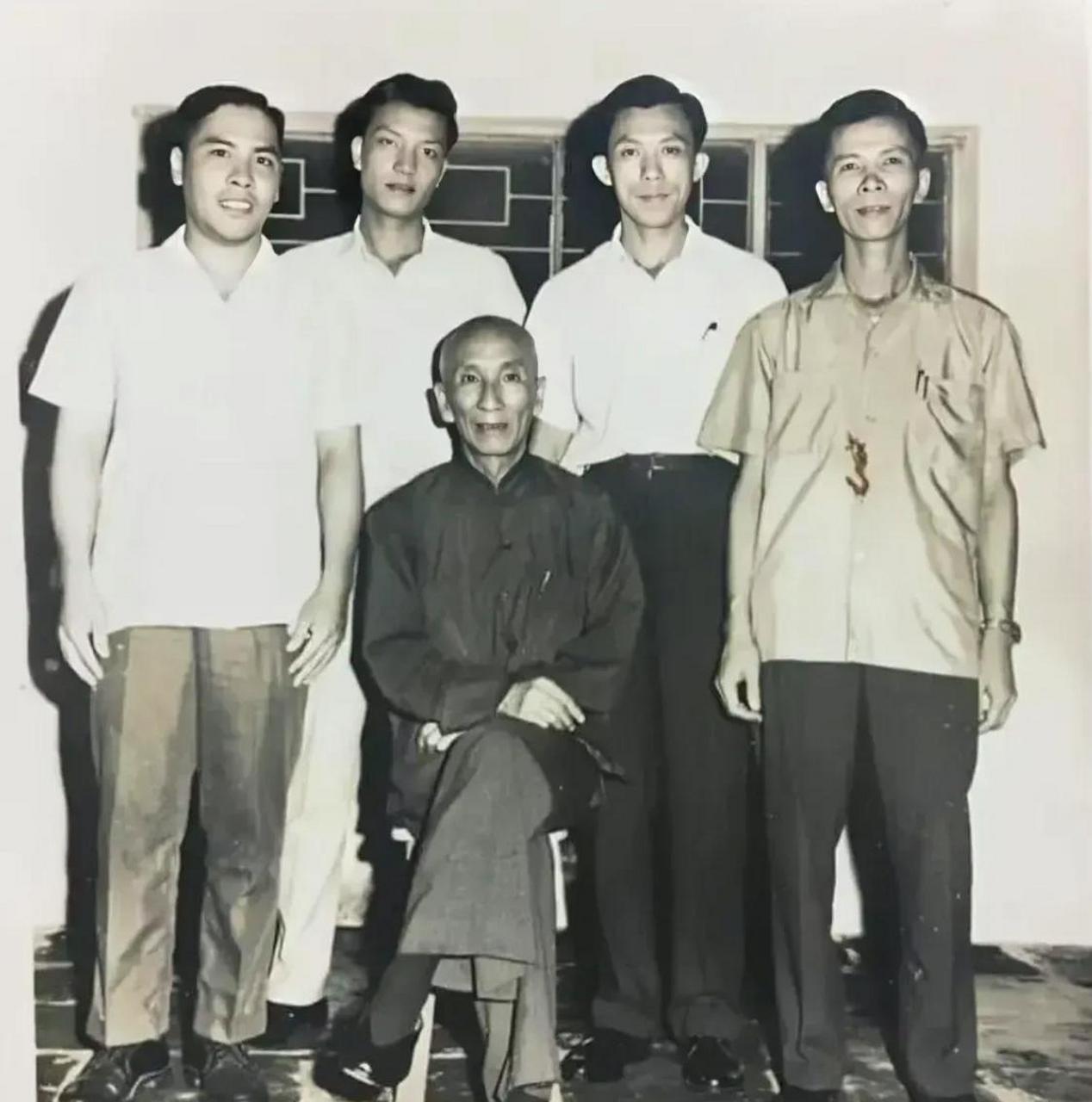一代宗师叶问和他的四个弟,是他们让咏春发扬光大