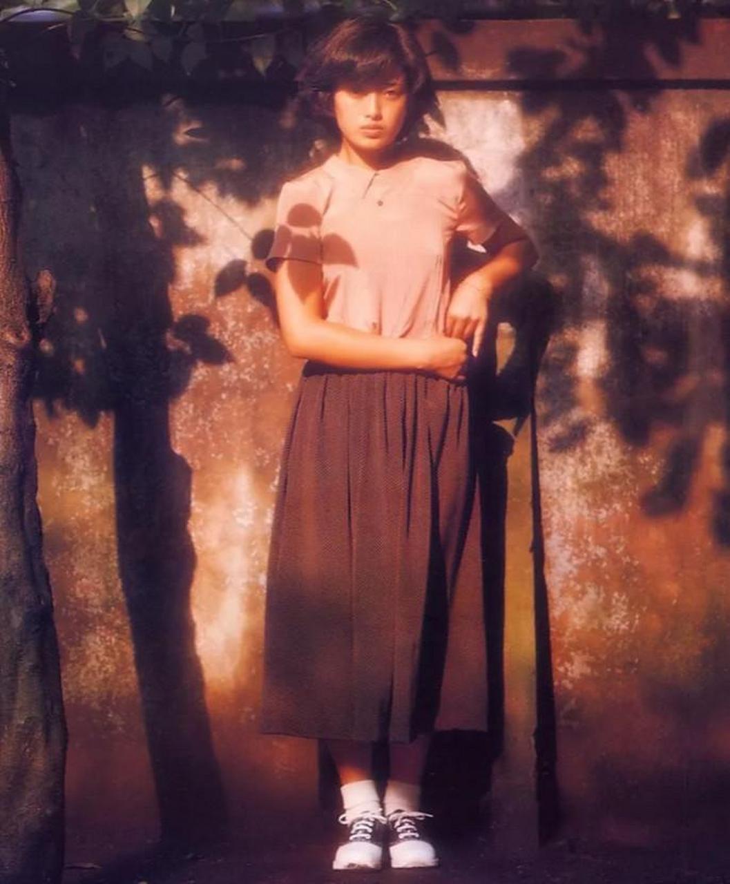 1970年9月,筱山纪信拍摄的三岛由纪夫写真,同年11月自杀.