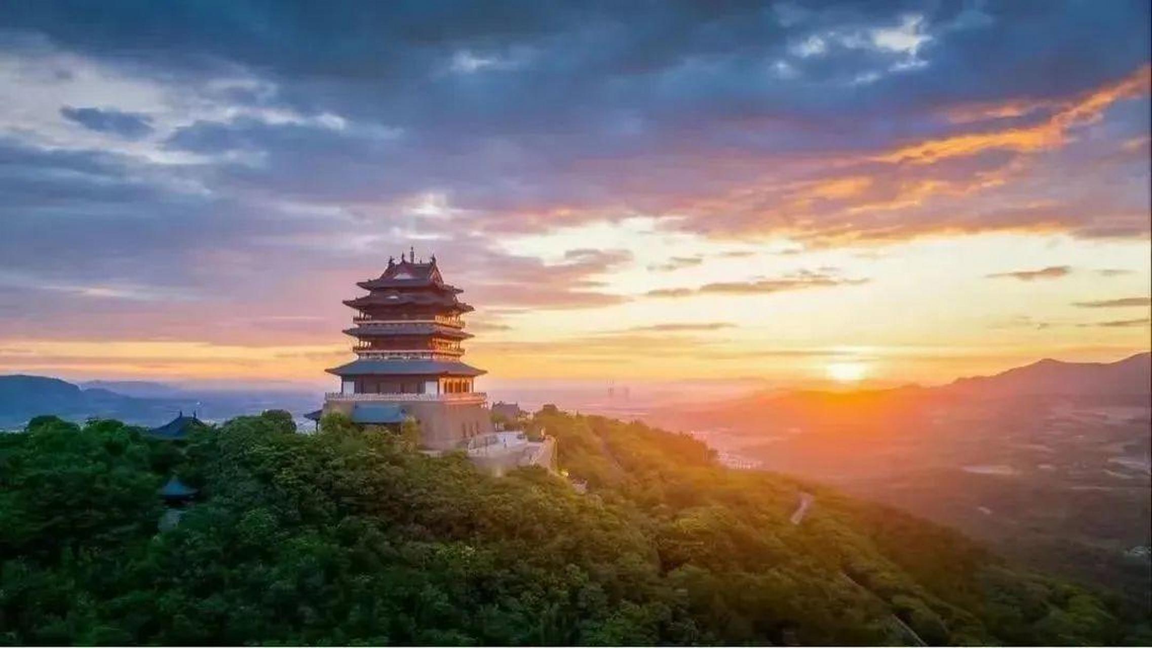 在仁皇山感受无言的美, 是高远深邃的澄