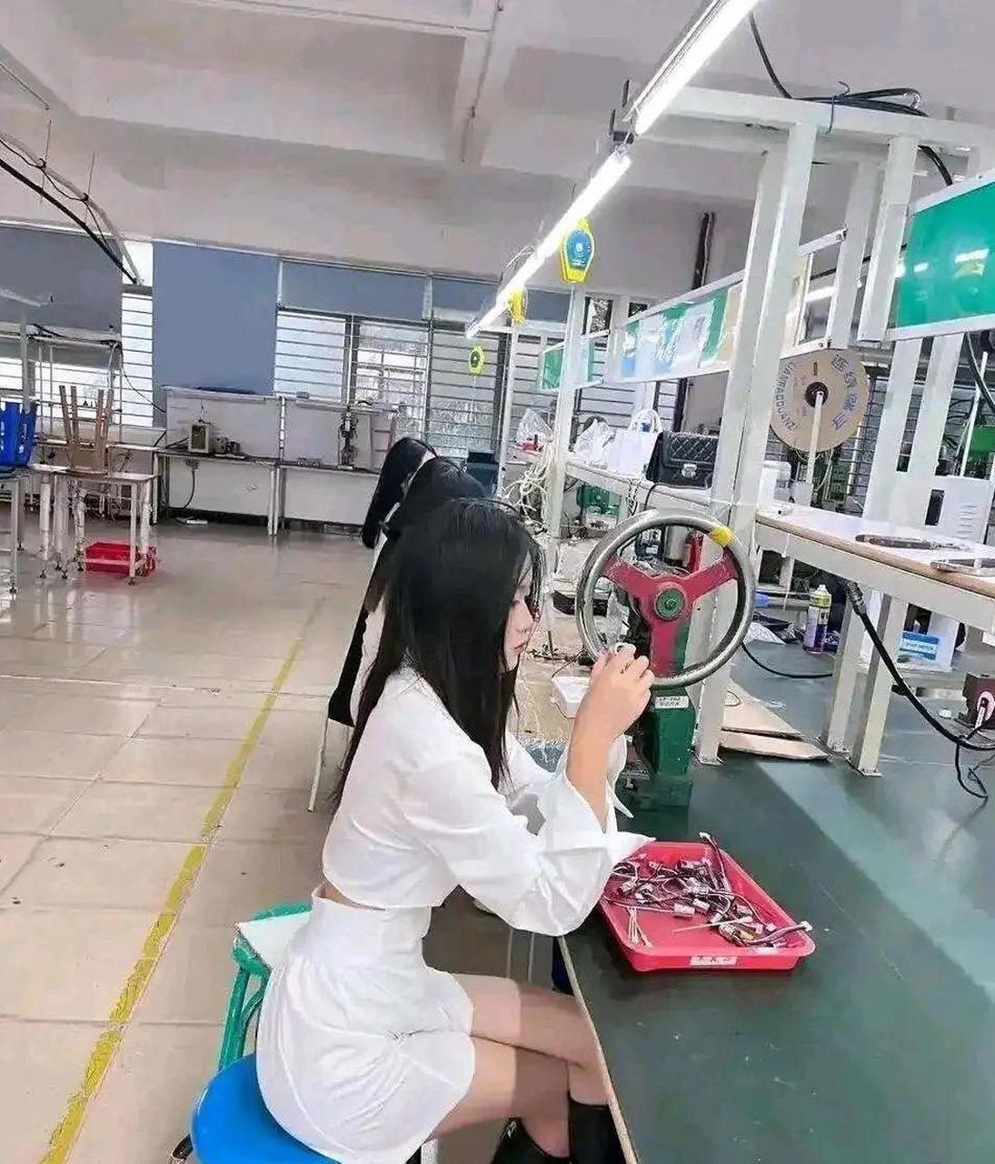 网友:为何厂妹看不上厂里的男生