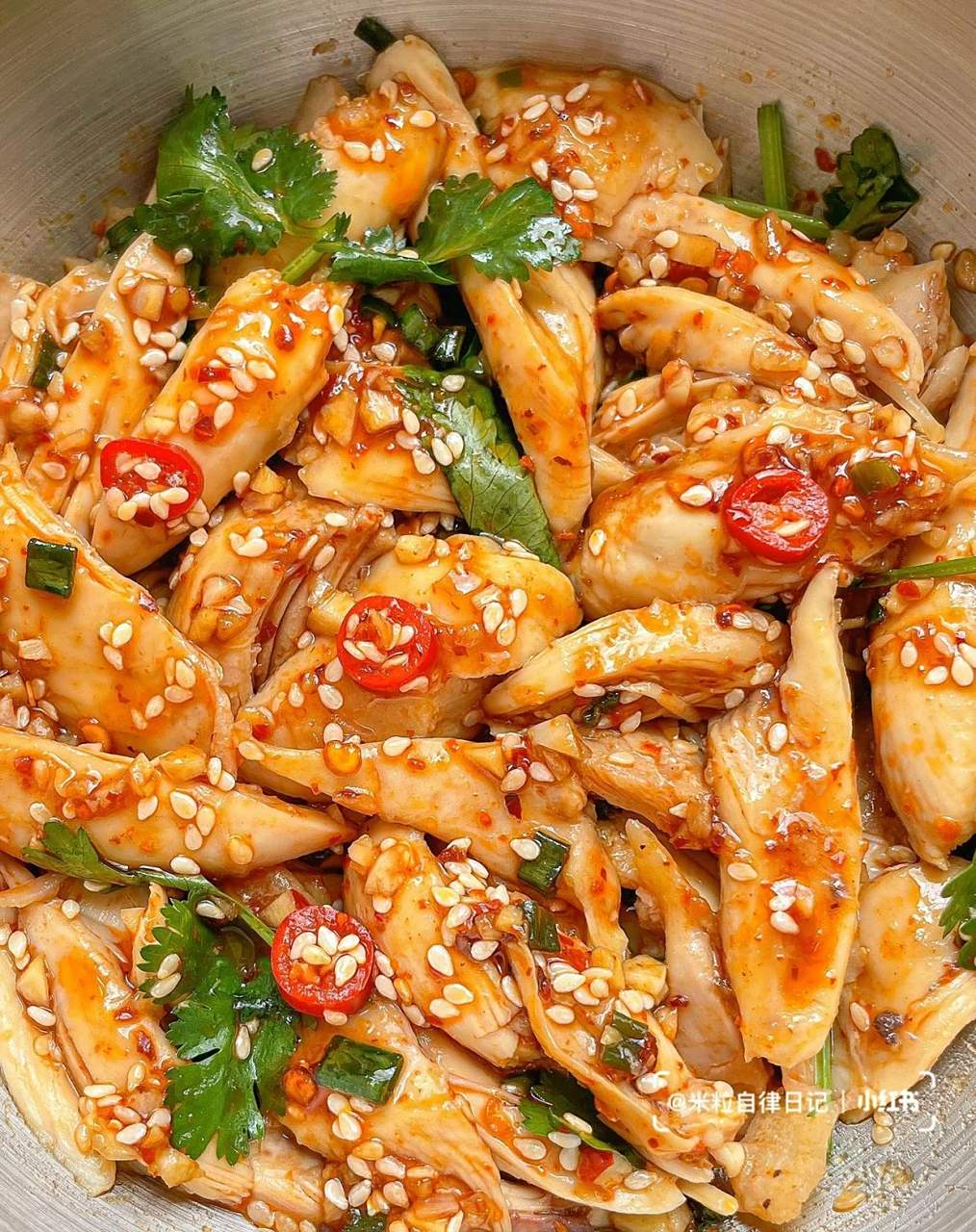 凉拌手撕鸡 95鸡腿敲级无敌弹牙爽口!酸爽入味!