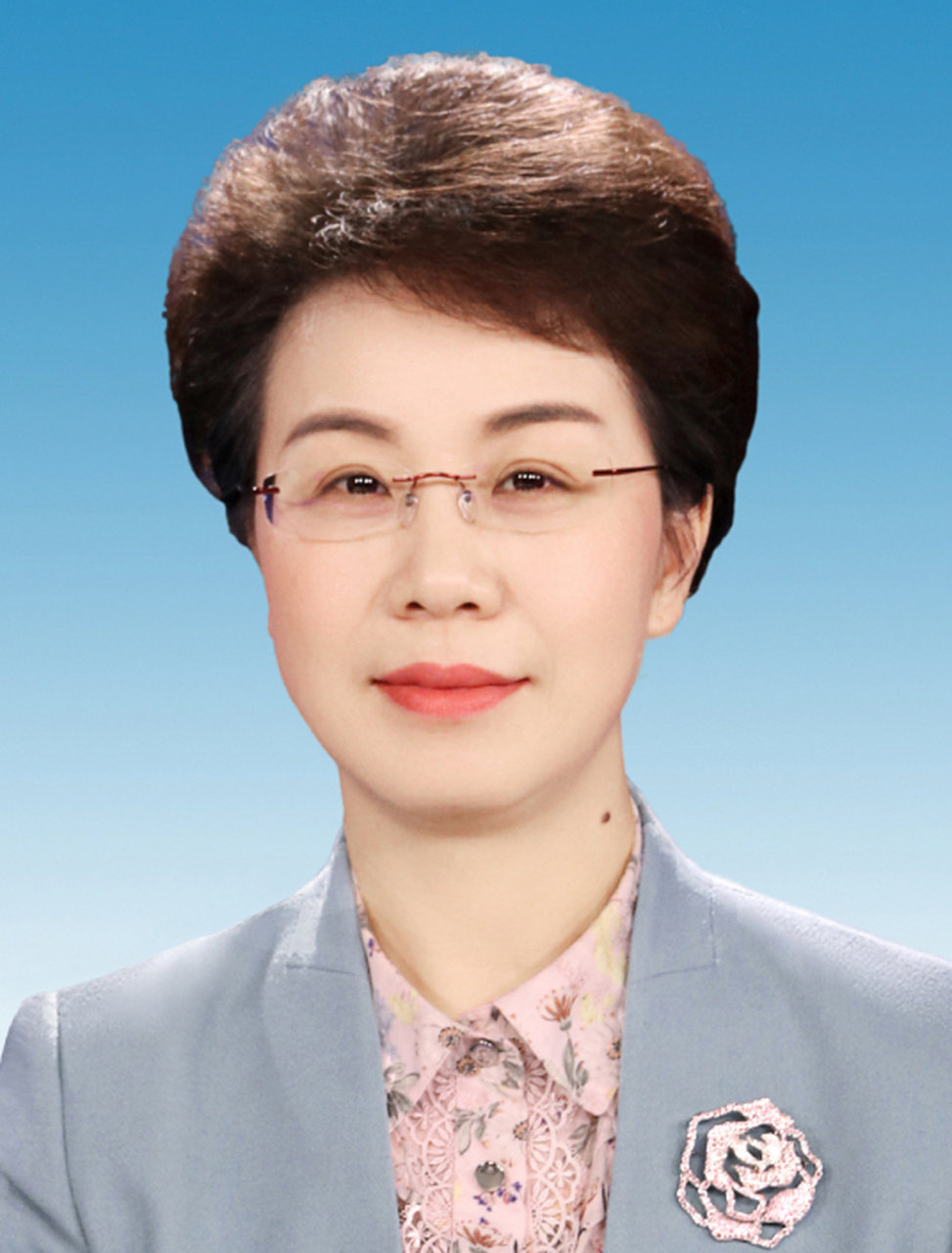 那些落马的女干部:钟阳  钟阳,布依族,江西吉安人.