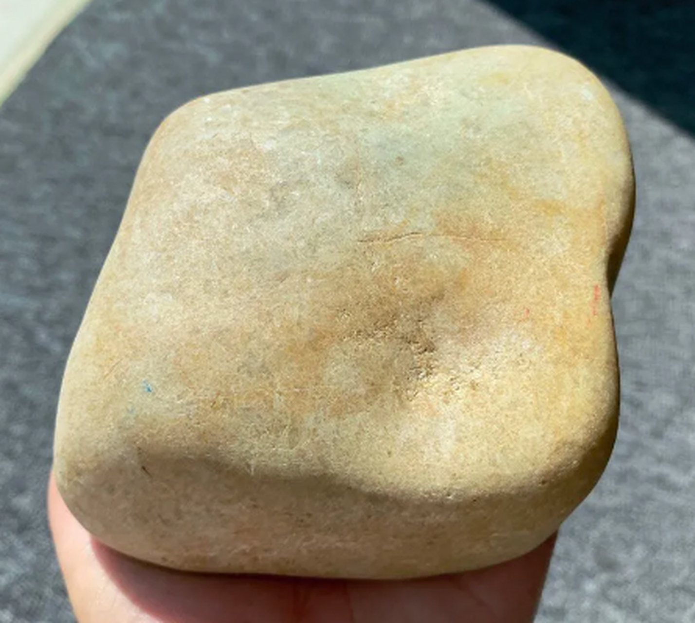 点击头像看直播##翡翠原石# 大马坎水石冰春手镯料,1.4公斤,尺寸:10.