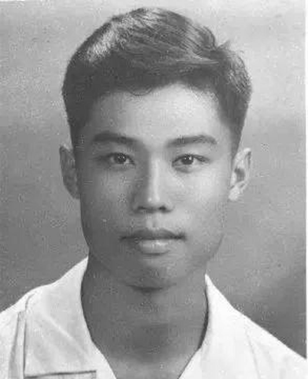 领动计划# 钟南山院士年轻时的照片