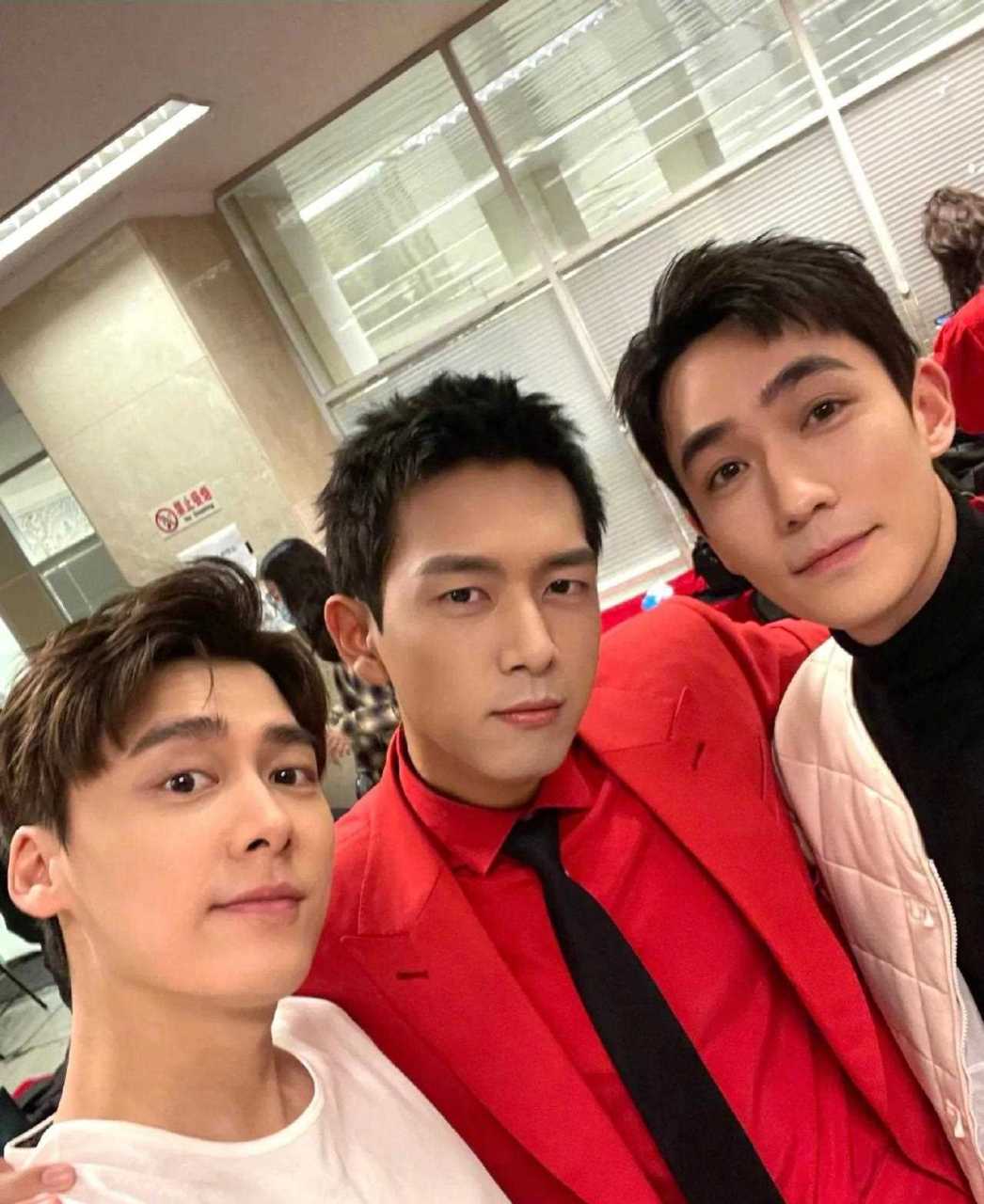 李易峰,李现,朱一龙同框,这时候该说点什么?